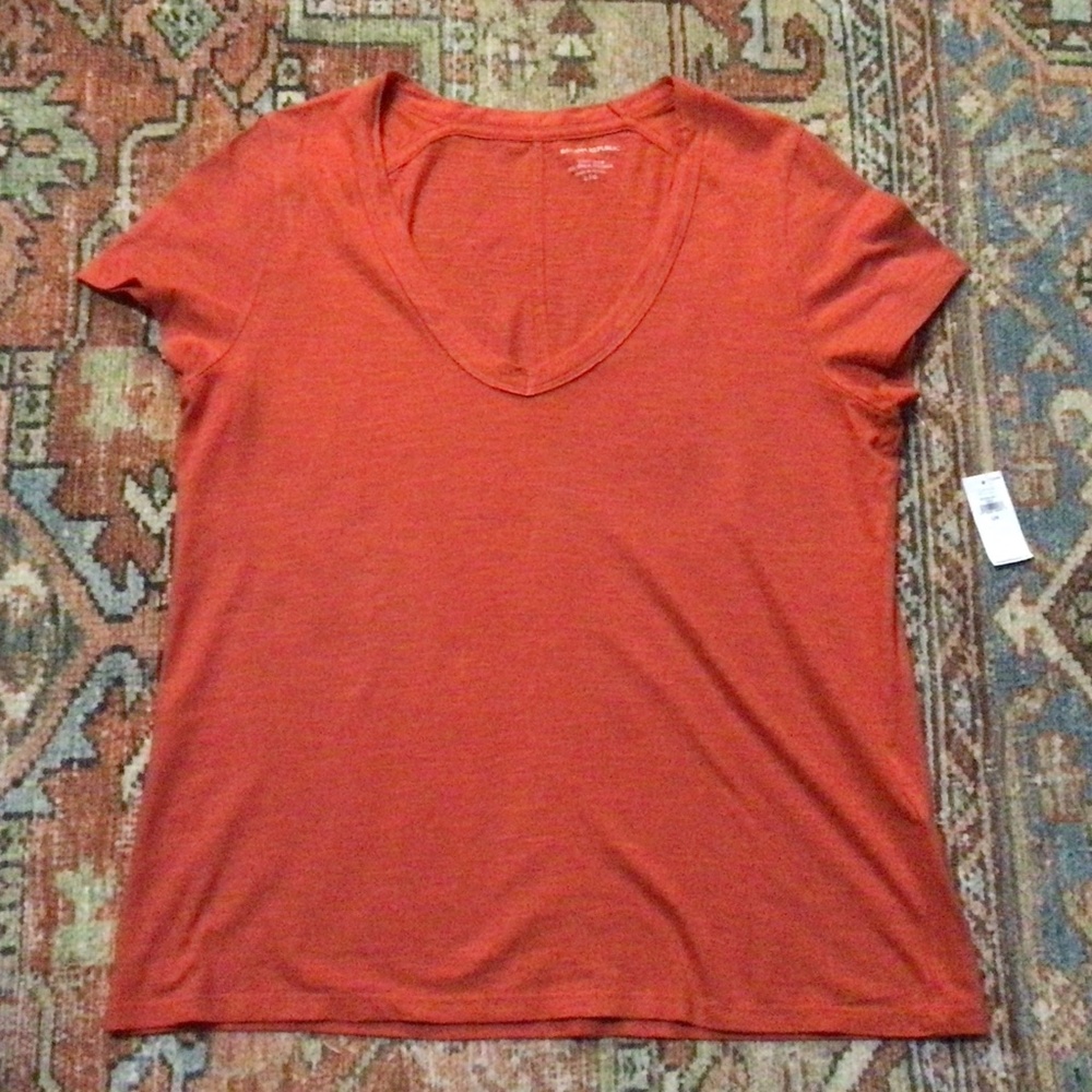 NWT Banana Republic Cozy Slub Short Sleeve T Shirt, Sz L Red